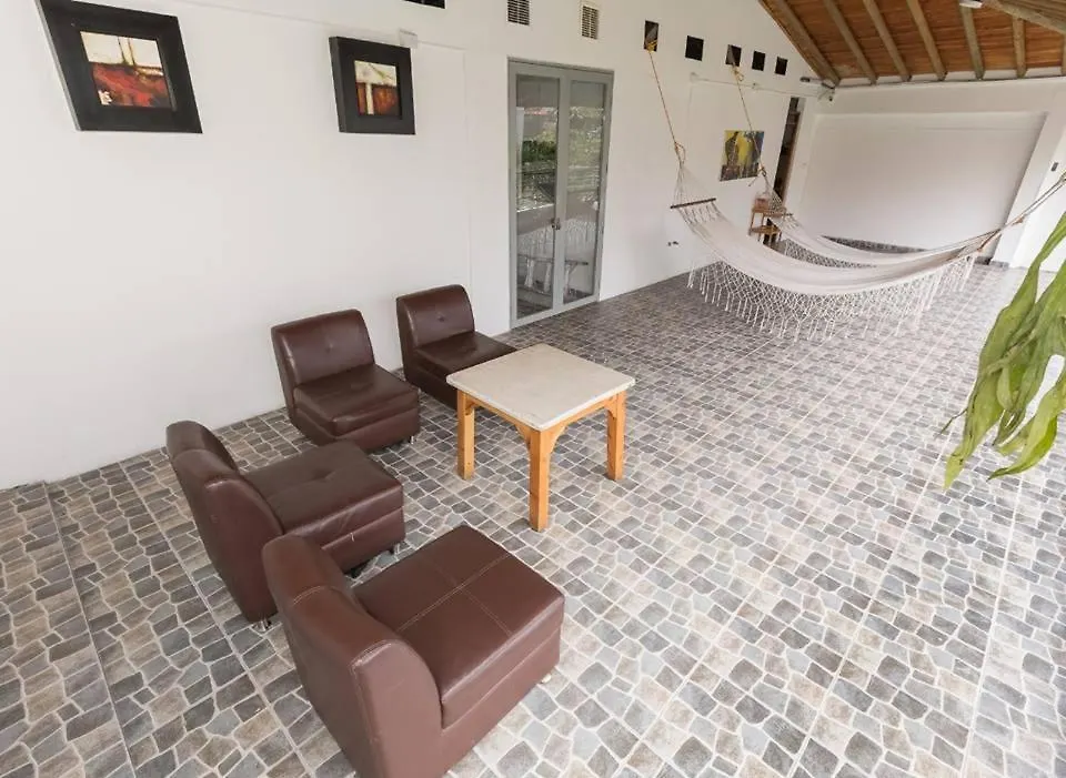 **  מדיין Hotel Plaza 33 קולומביה