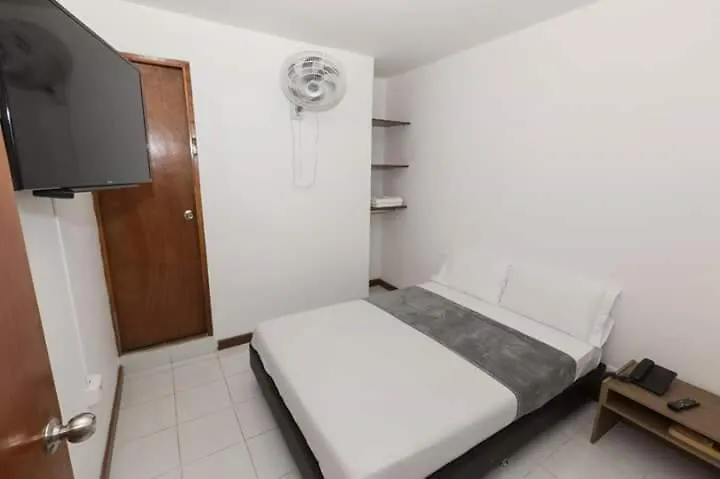 Hotel Plaza 33 Medellín 2*,  Colombia